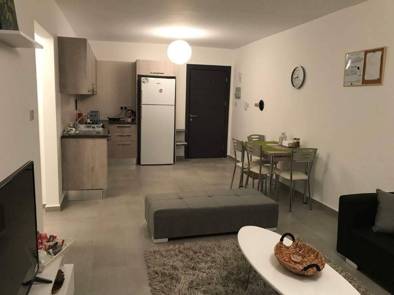 Cozy Flat In The Heart Of North Nicosia --- 55-1 Apartment Exterior foto